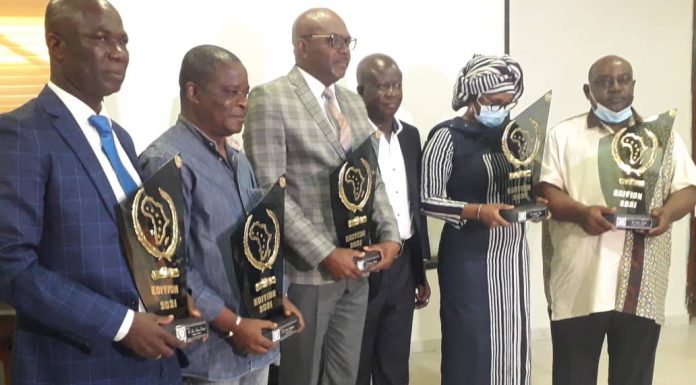 Côte d’ivoire/ Distinction : Les Grands Bâtisseurs Africains célébrés à Grand-Bassam