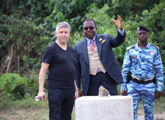 Gala de bienfaisance de l’ONG Bloom : le Prince du Cambodge Son Altesse Royale Norodom Ravichack et MC Solar annoncés à Abidjan au mois de mars 2023.