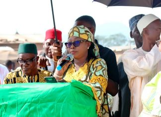 Séguéla/ Maouloud 2022 à Gbétogo : Dr M’Bahia Maférima Bamba accueillie dans une liesse populaire.