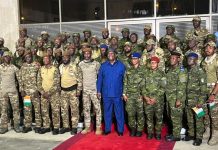 Côte d’Ivoire : Les 46 soldats ivoiriens détenus au Mali ont regagné Abidjan.