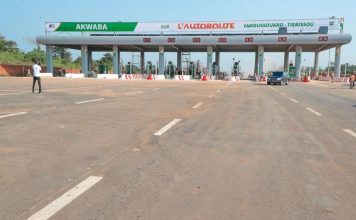 Côte d’Ivoire/ Poste à péage de l’autoroute Yamoussoukro-Tiébissou : 1 000 F CFA pour les petites voitures et 2 000 FCFA pour les poids lourds