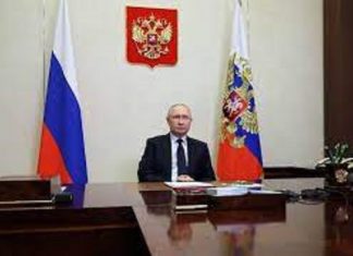 Poutine profite des commémorations de l’Holocauste pour pointer du doigt «les néonazis en Ukraine»