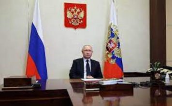 Poutine profite des commémorations de l’Holocauste pour pointer du doigt «les néonazis en Ukraine»