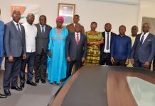Ministère de la Réconciliation et de la Cohésion Nationale : le Ministre Kouadio Konan Bertin remet officiellement les actes de décret de nomination à ses Directeurs d’ Administration centrale