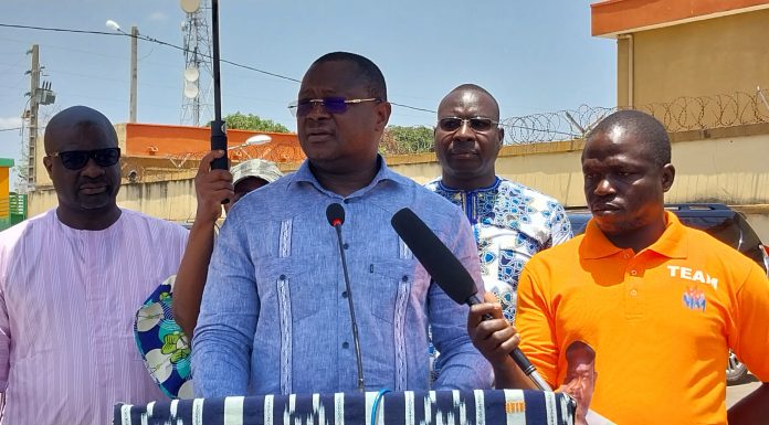 Action humanitaire/ Le Dr Michel Noufé équipe l’Association des personnes handicapées de Bouna