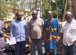 BOUNKANI /En visite sur les lieux des incendies de véhicules à Bouna : Dr Michel Noufé exprime sa compassion aux victimes