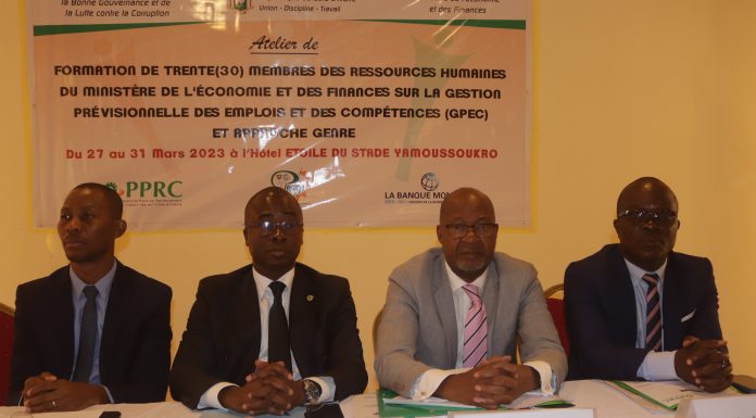 Réduction des Inégalités hommes-femmes aux postes de responsabilités : les Managers des Ressources Humaines du Ministère de l’Économie et des Finances renforcent leurs capacités.