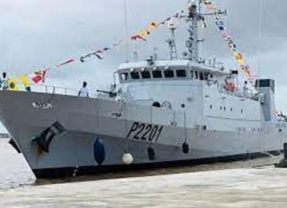 Côte-d’Ivoire : La marine ivoirienne sauve un pétrolier singapourien d’une attaque de pirates à environ 600 kilomètres au sud d’Abidjan