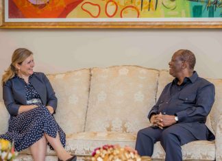 Côte d’Ivoire : Le Chef de l’État a eu un entretien avec la Présidente de l’Assemblée Nationale Française