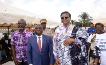 Mission de paix/Avant son départ de la Côte d’Ivoire : l’ancien compagnon de Nelson Mandela s’est entretenu avec Bedié et Gbagbo et s’est recueilli sur la tombe d’Houphouët-Boigny.