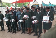 EMPT : les meilleurs élèves, encadrants et officiers distingués.