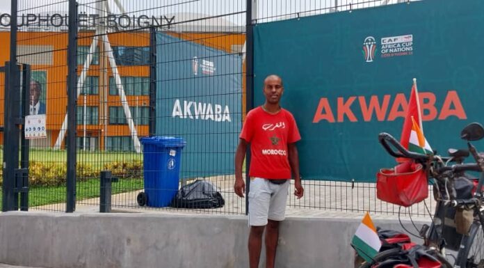 Interview/ Belahcen Abdérrahim 42 ans, supporteur n°1 de l’équipe nationale du Maroc, a effectué le déplacement à vélo depuis son pays pour assister à la CAN 2023 en Côte d’Ivoire : « Les Ivoiriens sont formidables et accueillants »