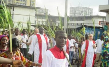 Côte d’Ivoire : Eglise catholique : Les fidèles chrétiens ont commémoré les rameaux ce dimanche 24 mars 2024