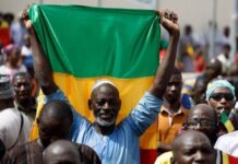 Mali : Plus de 80 associations et partis politiques demandent à la junte militaire d’organiser l’élection présidentielle dans un bref délai