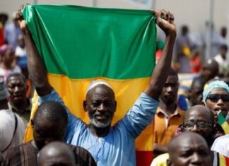 Mali : Plus de 80 associations et partis politiques demandent à la junte militaire d’organiser l’élection présidentielle dans un bref délai