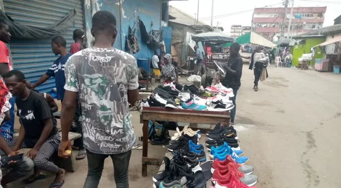 Côte d’Ivoire / Lutte contre le désordre urbain : Le commerce ambulant sur les grandes artères, la mendicité et l’usage des charrettes à bras (Wottro), désormais formellement interdits