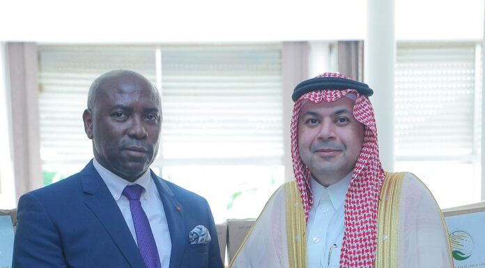 Côte d’Ivoire / L’Arabie Saoudite offre un don généreux de dattes au gouvernement ivoirien pour le Ramadan