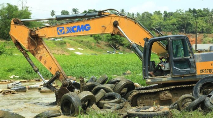 Côte d’Ivoire / Assainissement et Embellissement du District Autonome d’Abidjan : Les »Fanico » de Yopougon Banco déguerpis