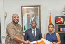 ÉQUIPEMENTS SPORTIFS : La marque NUBA présente ses équipements made in Côte d’Ivoire au Ministre Adjé Silas METCH