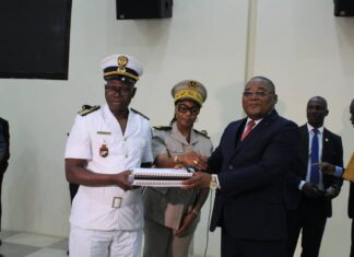 Affaires Maritimes en Côte d’Ivoire : Le Ministre SERÉY DOH présente le Manuel de Procédures à Grand-Bassam.