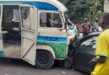 Côte d’Ivoire /Abidjan-Cocody : Un véhicule diplomatique (DGI) broyé par un ‘’Gbaka’’