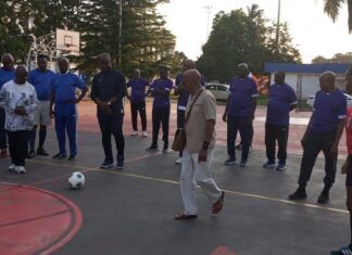 Abidjan : Bleu Charlemagne honore les pionniers du Maracana avec le titre d’instructeur international