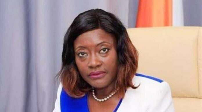 Côte d’Ivoire / Rumeurs d’imposition d’achat d’enveloppes timbrées : Le ministère de l’Education nationale rassure les parents d’élèves
