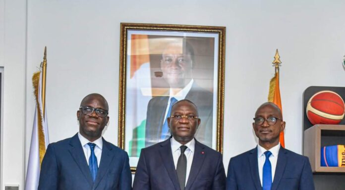 CISSE BACONGO sollicite le ministre ADJE Silas Metch pour la construction d’un terrain omnisport à Mankono