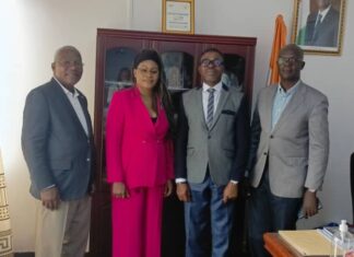 Le Directeur de la Vie Scolaire, M. Gboko K. Adjoumani, a reçu Mme Marthe RABBIOSI, Fondatrice du Prix Marthe RABBIOSI pour la promotion des Arts et Culture en Milieu Scolaire