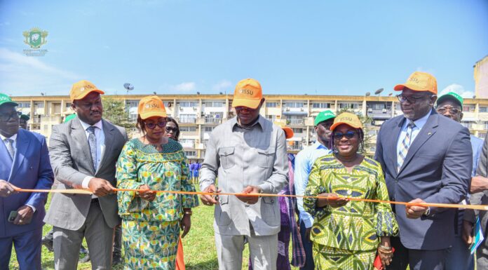 OISSU/ Infrastructures Sportives Scolaires et Universitaires : Le terrain de Football du Lycée Moderne de Treichville a été réhabilité