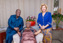 Côte d’Ivoire : Le couple présidentiel rend visite à Madame Thérèse Houphouët-Boigny