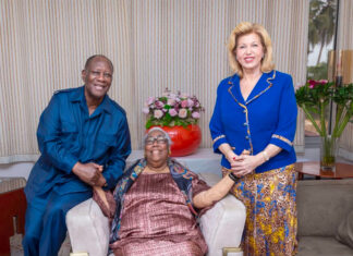 Côte d’Ivoire : Le couple présidentiel rend visite à Madame Thérèse Houphouët-Boigny