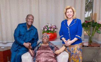 Côte d’Ivoire : Le couple présidentiel rend visite à Madame Thérèse Houphouët-Boigny