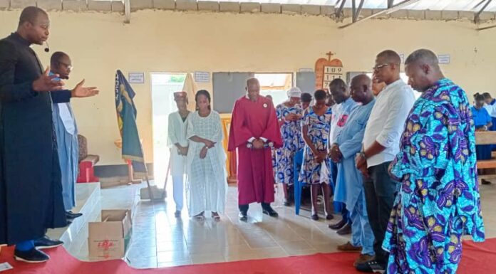 Séguéla / Fête de pâques 2025 : Le conseil municipal fait un important don à la communauté chrétienne