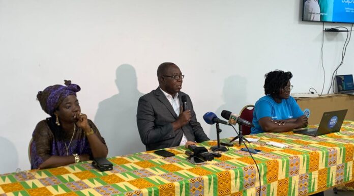 Côte d’Ivoire : L’UNJCI signe une convention de partenariat avec l’entreprise panafricaine d’optique et de lunetterie Lapaire