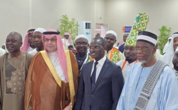 Hadj 2025 : Les premiers pèlerins accueillis par l’Ambassadeur du Royaume de l’Arabie Saoudite