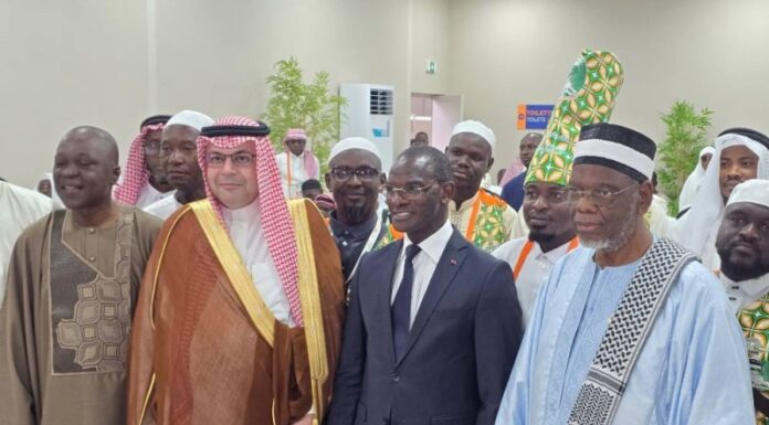 Hadj 2025 : Les premiers pèlerins accueillis par l’Ambassadeur du Royaume de l’Arabie Saoudite