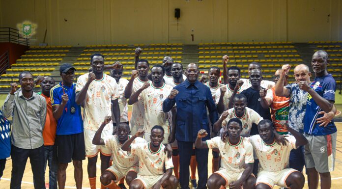 MARA’CAN Bissau 2025 : Le Ministre Adjé Silas METCH galvanise les Eléphants Maracaniers avant le début du Tournoi