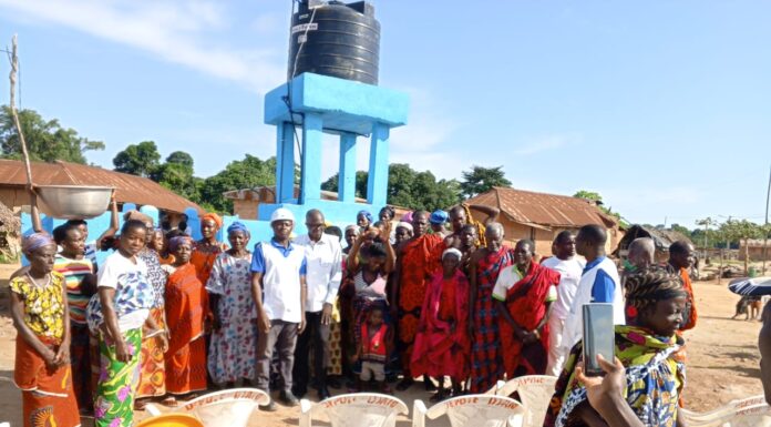 Région du Gontougo : L’ONG Fondation Emmanuel et Reach Beyond offrent des châteaux d’eau aux villages de Biraoudi et Néguéré Nagaré