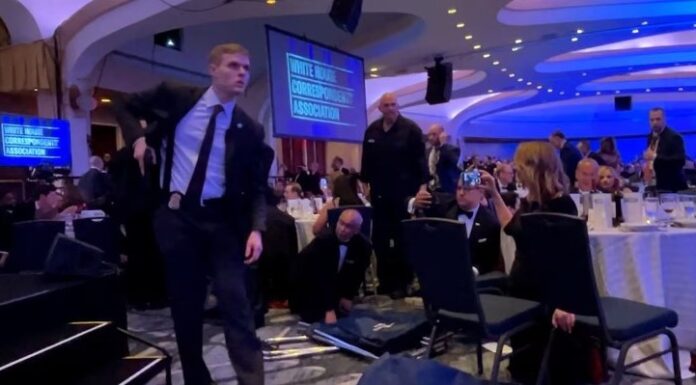 USA : Le dîner des correspondants de la Maison-Blanche avec Donald Trump vire au cauchemar à Washington