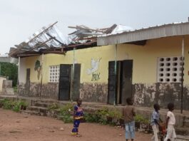 Côte d’Ivoire / Région du Bounkani : A 10 jours de l’examen de l’entrée en 6ème, une tornade emporte la toiture des classes de l’école primaire publique à Kokpingué