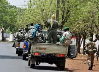 Mali : Attaques dans plusieurs régions, l’armée affirme avoir repris le contrôle