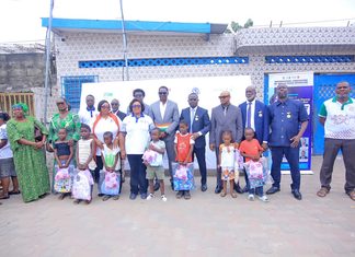 Marcory Palmier : 125 enfants reçoivent des kits scolaires pour promouvoir l’alphabétisation