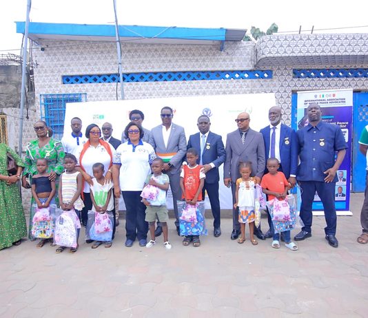 Marcory Palmier : 125 enfants reçoivent des kits scolaires pour promouvoir l’alphabétisation