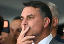 Brésil / Après sa défaite face à Luiz Inácio Lula da Silva lors de l’élection présidentielle, Flavio Bolsonaro a fui le pays pour les États-Unis